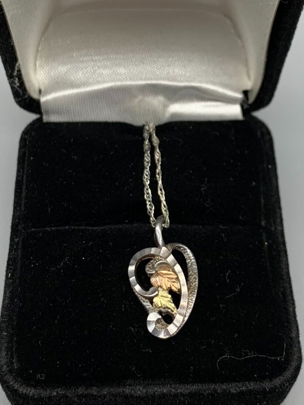 Black Hills Silver 12kt Green & Rose Gold Grapeleaf Necklace with 18 inch Chain